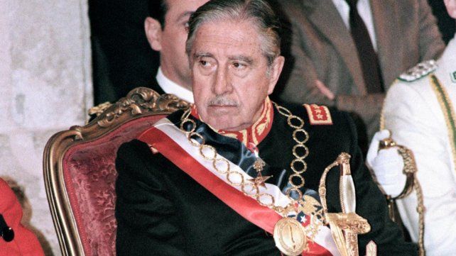 Peter Kornbluh trabaja desde hace más de cuatro décadas con documentos desclasificados que demuestran las acciones de Estados Unidos en el golpe de Chile