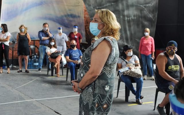 La ministra de Salud afirmó que el operativo de vacunación se realiza en forma normal.&nbsp;