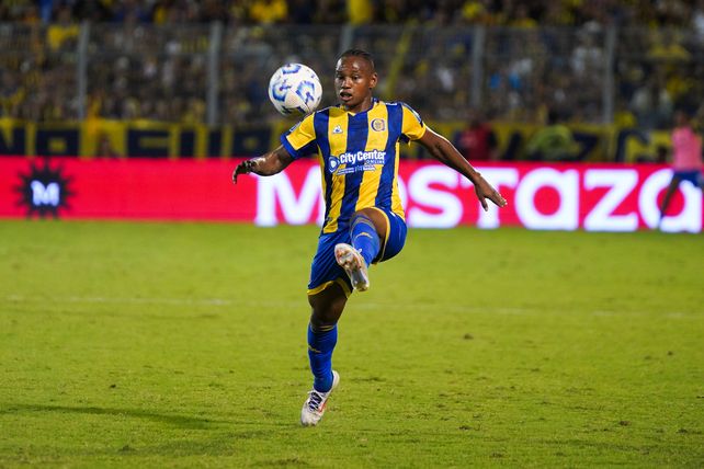 Jaminton Campaz sumó algo más de 30 minutos en el partido frente a Paraguay.