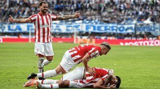 Estudiantes ganó el clásico en El Bosque y jugará la final del Clausura ante Racing