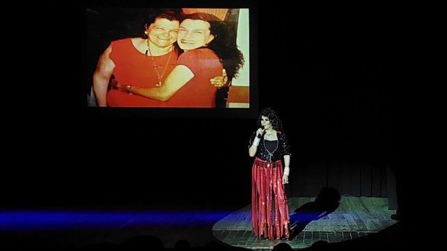 Pablo Millán arrasó en el Teatro 3 de Febrero