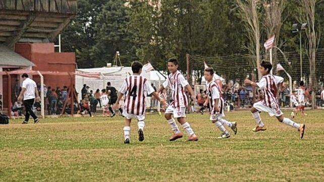 Unión confirmó que hasta nuevo aviso se suspendieron por la pandemia la prueba de jugadores.&nbsp;