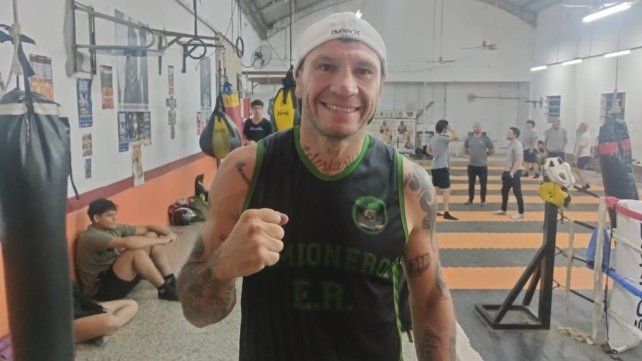 Mientras ultima su preparación para la pelea