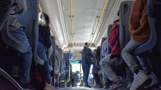 Colectivos en crisis: empresas de transporte de Santa Fe ya readecuan horarios para sostener el servicio