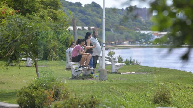 Tras días inestables climatológicamente, muchas familias salieron de sus casas a disfrutar del aire libre