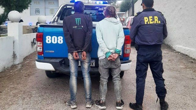 Dos sujetos en situación de calle asaltaron con un arma blanca a una mujer en la zona costanera de Paraná. Le sustrajeron $92.300&nbsp;