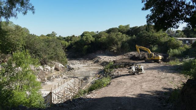 La Municipalidad de Paraná sigue las obras en un sector del arroyo Colorado