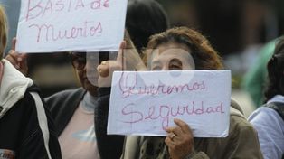 Vecinos de dos barrios de la ciudad se movilizan por la inseguridad