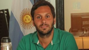 Agredieron a un concejal de Recreo por la clausura de una remisería