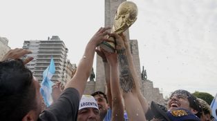 Las mejores fotos de la fiesta del fútbol que se armó en el Monumento a la Bandera