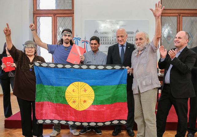 En la provincia de Santa Fe, la población Mapuche es de 3.084 personas