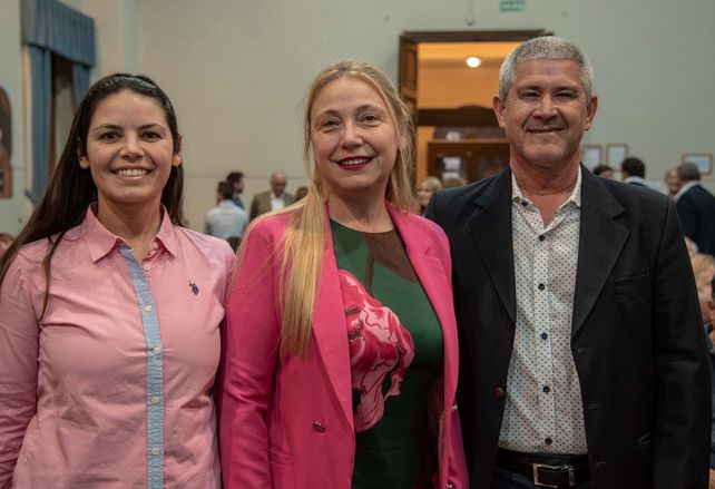 Andrea Luxen, Mara Aguirre, Orlando Luxen