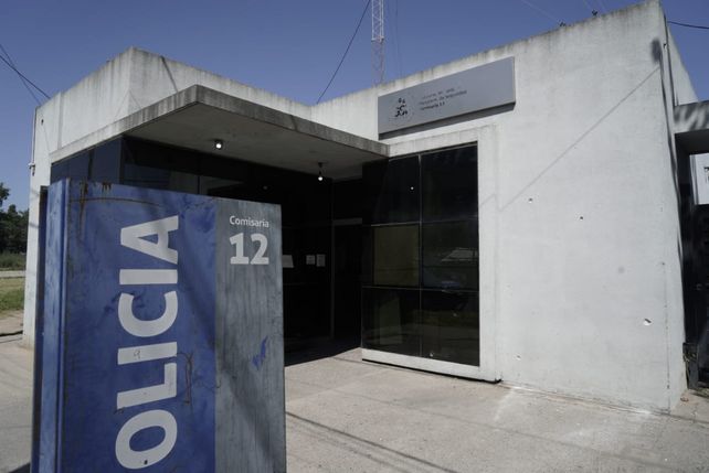 Fuga en la comisaría 12ª: un preso agredió a dos policías y escapó por la puerta.&nbsp;