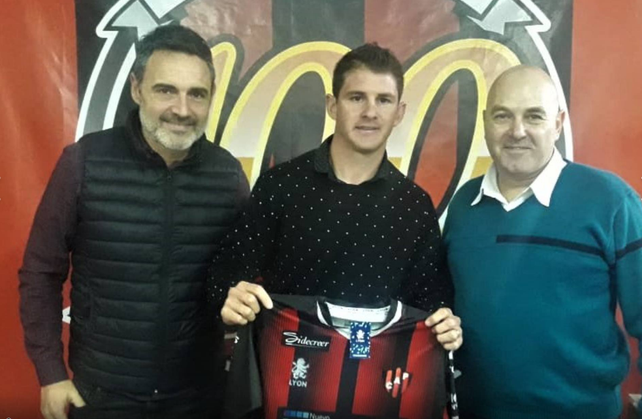 Sperduti firmó su contrato y ya es jugador de Patronato