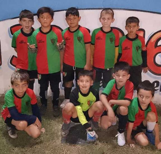 Coronel Aguirre (Categoría 2014) - Los chicos del rojiverde son: Valentín Araujo