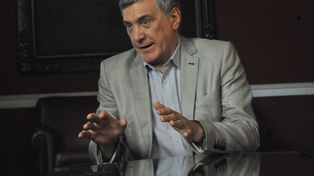 Jorge Boasso defiende la reforma previsional y cuestiona los amparos que quieren suspenderla.
