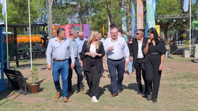 El Senador Michlig participó del Acto Oficial de la 14ª Expoferia San Guillermo
