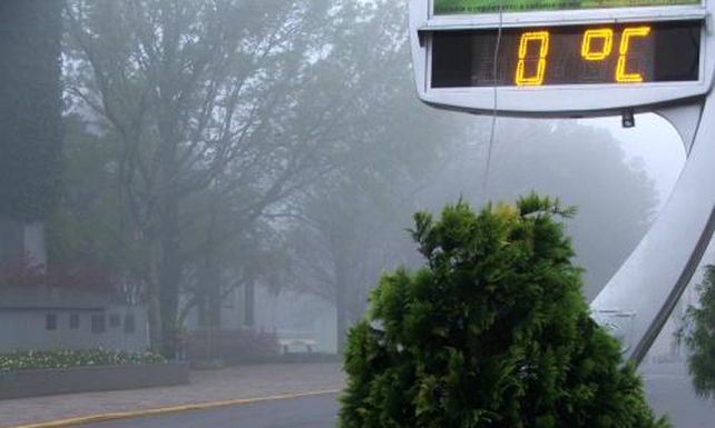 Carnaval blanco: el fr&iacute;o y la nieve llegaron hasta el sur de Brasil