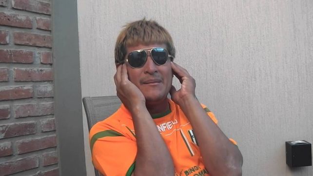 Charango de Firmat, un nuevo cantante viral que es furor en la web