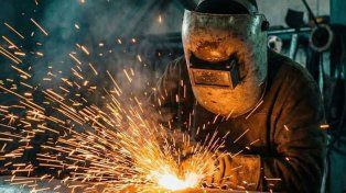 La industria metalúrgica en Santa Fe amplía su caída en un contexto nacional crítico