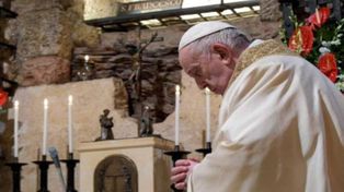 El Papa volvió a sufrir un ataque de ciática y no oficiará la misa de este domingo