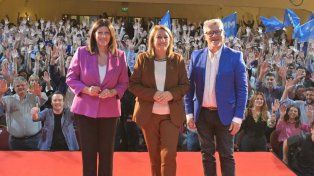 Mónica Fein, Eugenio Fernández y Clara García se lanzaron oficialmente