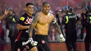 Otro que vuelve y se va de Unión: Arce regresa a Tucumán