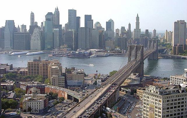Nueva York se prepara para recibir a Sandy