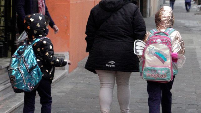 Media hora más de clases: los colegios privados ven difícil que se implemente este año