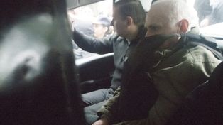 Robledo Puch, el máximo asesino, salió de la cárcel para someterse a un estudio médico