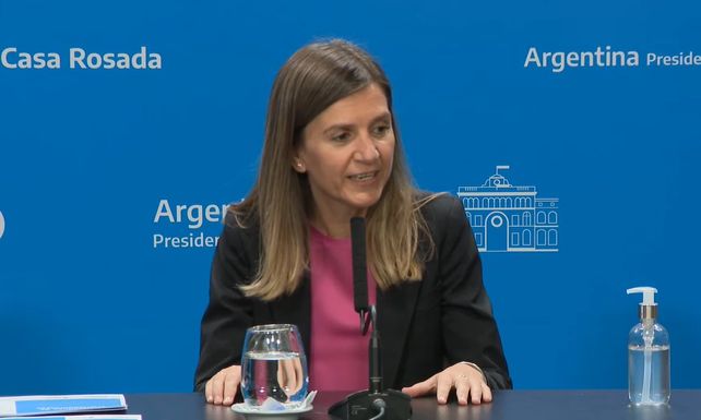 La directora de la Ansés