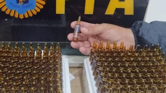 Ampollas secuestradas durante un allanamiento en la investigación del fentanilo contaminado.