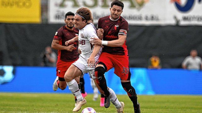 Facundo Garcés por ahora se queda en Colón