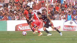 Imanol Machuca es el mejor gambeteador que tiene el torneo argentino.