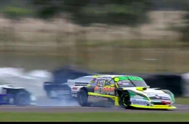 Piloto entrerriano tuvo una largada accidentada en el TC Pista Mouras