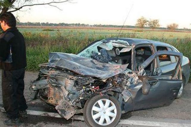 El presidente comunal de Monigotes chocó y su hijo menor está grave