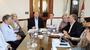 El gobernador recibió a autoridades partidarias y legisladores de la UCR santafesina.