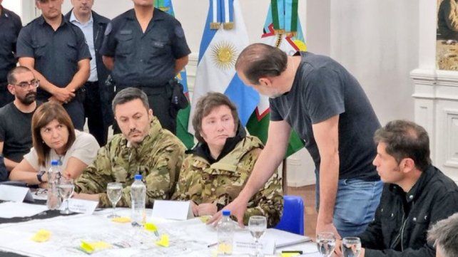 El presidente Javier Milei encabezó este domingo el Comité de Crisis&nbsp;