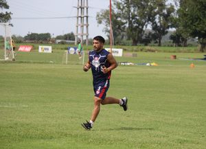 Lo miran desde Colombia