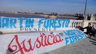 Familiares de un policía asesinado en una pelea callejera pidieron Justicia en la Costanera