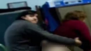 Escándalo: filtran el video de un docente teniendo sexo dentro de una escuela
