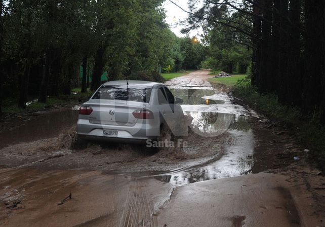 Intransitables. Así estuvieron muchas de las calles de Rincón por la emergencia hídrica.  UNO de Santa Fe/Manuel Testi