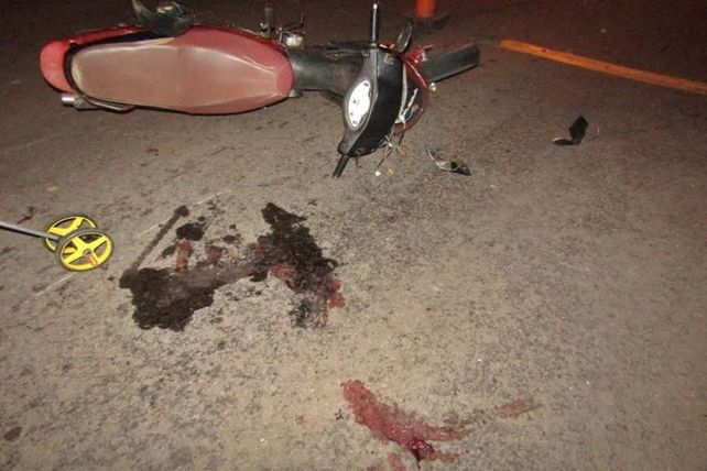 Motociclistas graves al colisionar en Puerto Yeruá