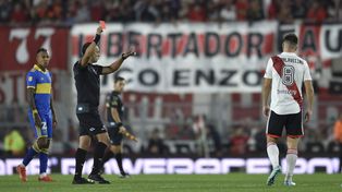 Pararon al árbitro Darío Herrera por su actuación en el Superclásico