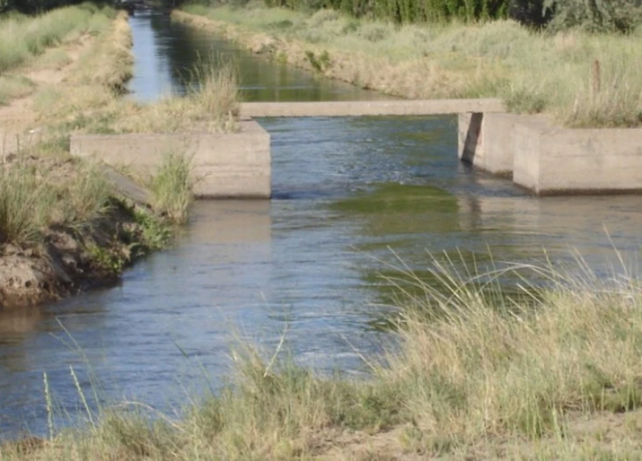 Una niña de dos años murió ahogada al caer a un canal de riego