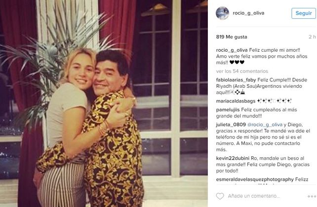 Diego Maradona recibió su cumpleaños con un pijama de-so-pi-lan-te