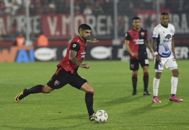 Ever Banega regresa a la disponibilidad en Newells.