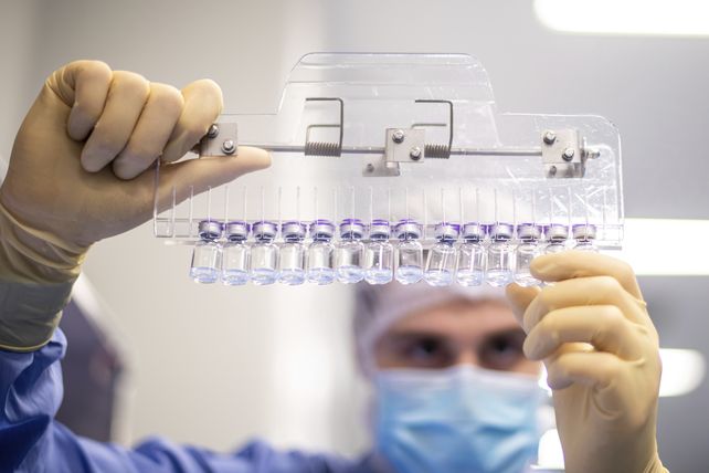 Pfizer: la historia de una vacuna innovadora y pionera en aprobaciones