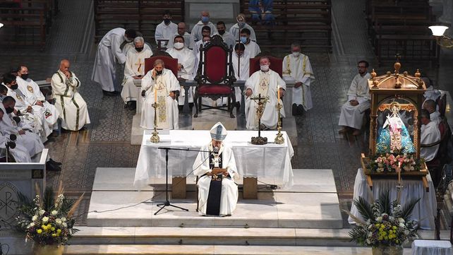 Misa crismal: se consagraron nuevos sacerdotes católicos
