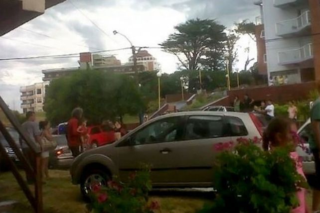 Tragedia en Gesell: tres muertos por la caída de un rayo